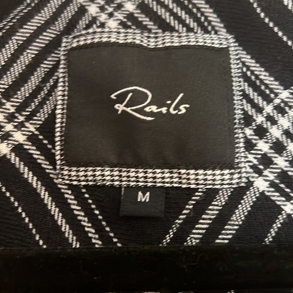 Short Sleeve Rails Button Down - Picture 2 of 3